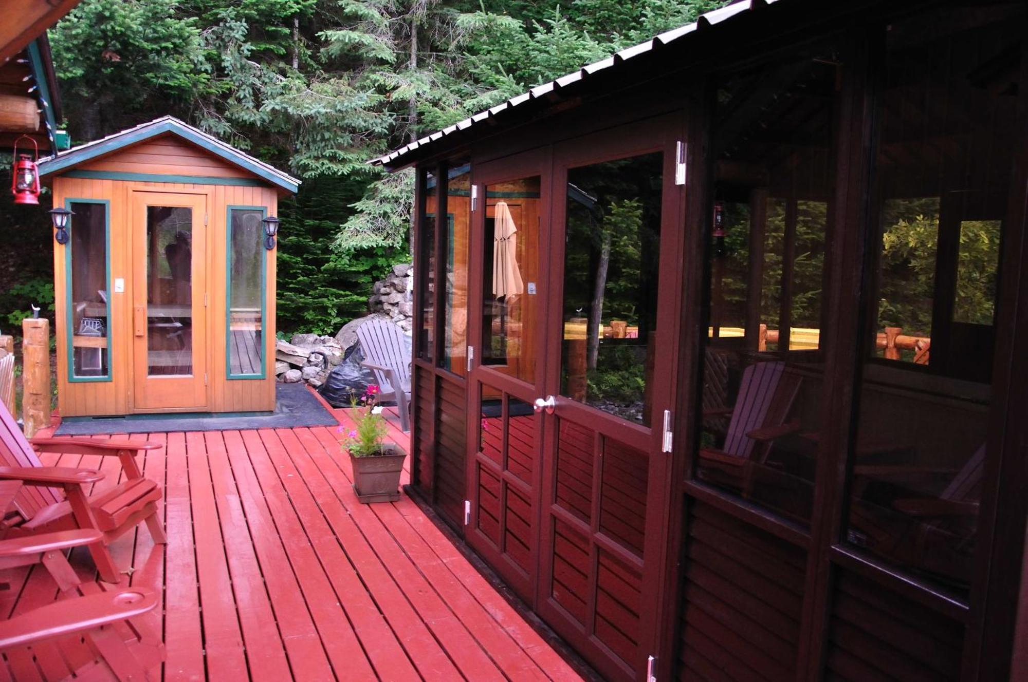 Les Cabanes Du Trappeur Wentworth-Nord Exteriör bild