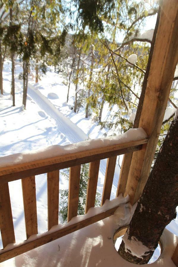 Les Cabanes Du Trappeur Wentworth-Nord Exteriör bild